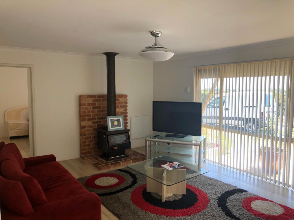 Relaxed Ocean View Villa Mandurah Buitenkant foto